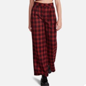 Steve Madden isabella pant for women, Size L
NEW WITH TAGS